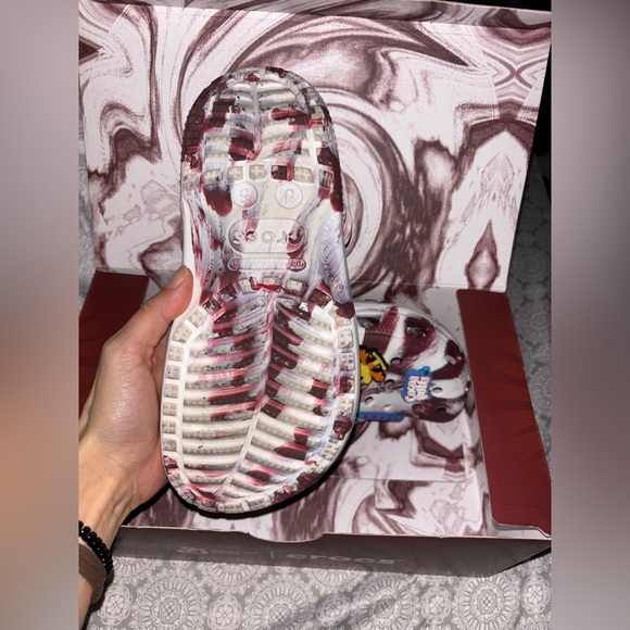 Cocoa Puffs Crocs - Picture 7 of 7